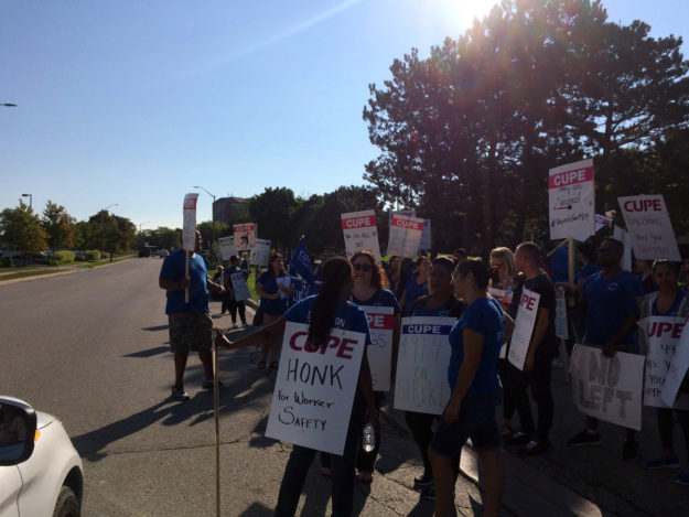 cupe-4914-strike-day-1_2