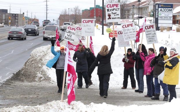 CUPE 2073 picket